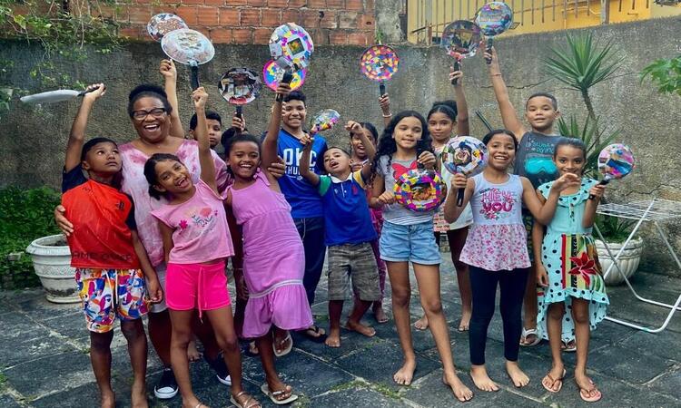 As comunidades beneficiadas são a Ocupação Tijolinho, localizada em frente ao Aeroporto (Sobre a linha de trem da RFFSA), e a Ocupação 8 de Março, na Rua Barão de Souza Leão