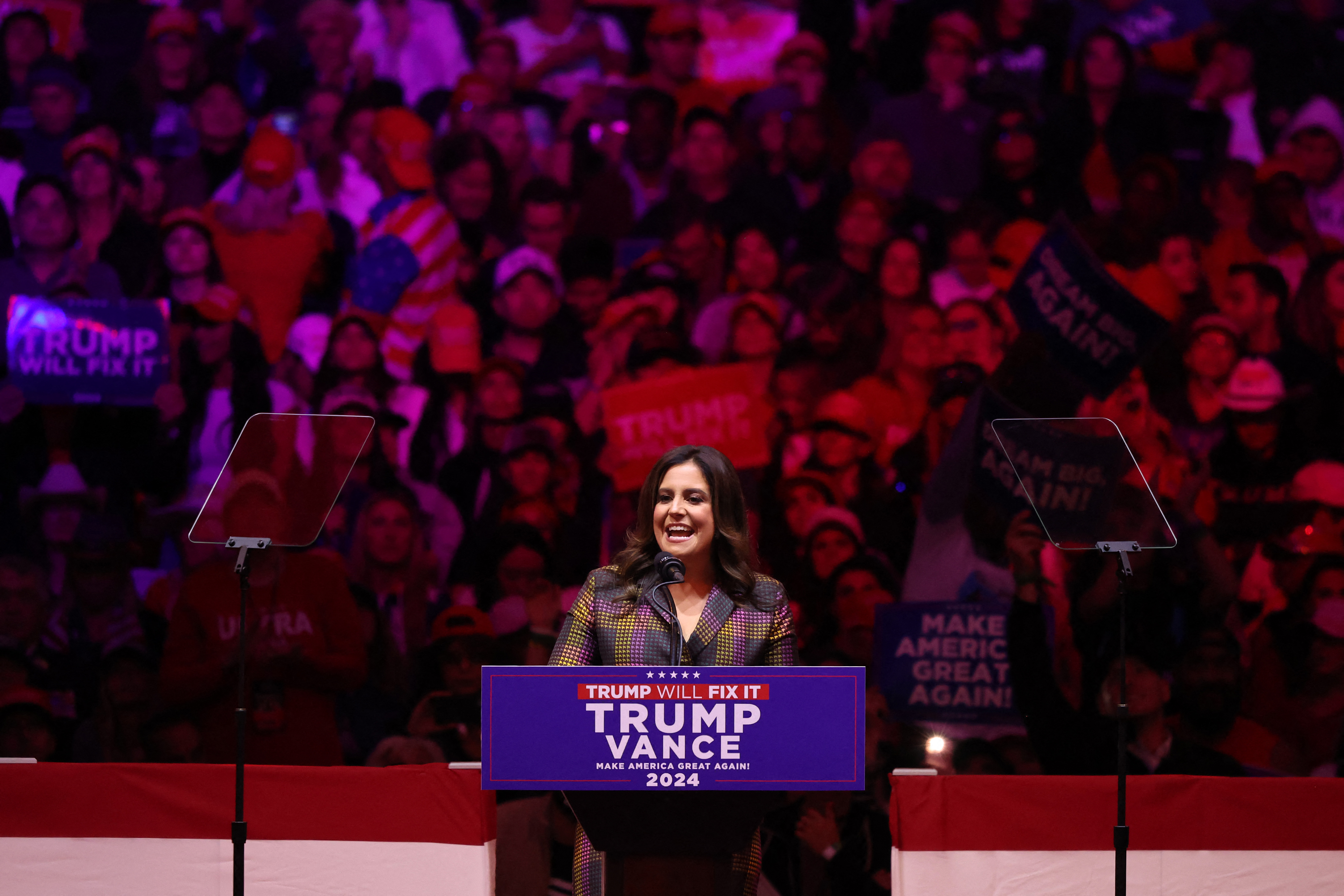 Deputada por Nova York Elise Stefanik/foto: MICHAEL M. SANTIAGOGETTY IMAGES NORTH AMERICAGetty Images via AFP Deputada por Nova York Elise Stefanik/foto: MICHAEL M. SANTIAGOGETTY IMAGES NORTH AMERICAGetty Images via AFP