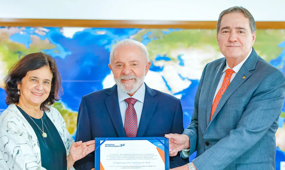 Presidente da República, Luiz Inácio Lula da Silva, durante durante reunião com o Diretor da Organização Pan-Americana da Saúde (OPAS) e Diretor Regional da OMS para as Américas, Jarbas Barbosa, e Ministra da Saúde, Nísia Trindade, no Palácio do Planalto/foto: Ricardo Stuckert/PR Presidente da República, Luiz Inácio Lula da Silva, durante durante reunião com o Diretor da Organização Pan-Americana da Saúde (OPAS) e Diretor Regional da OMS para as Américas, Jarbas Barbosa, e Ministra da Saúde, Nísia Trindade, no Palácio do Planalto/foto: Ricardo Stuckert/PR