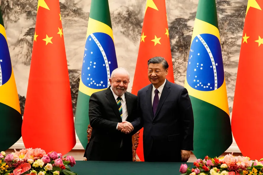 O presidente chinês virá ao Brasil na próxima quinta-feira (20)/foto: Ken Ishii /POOL/AFP O presidente chinês virá ao Brasil na próxima quinta-feira (20)/foto: Ken Ishii /POOL/AFP