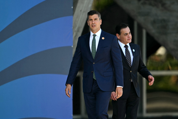 A alta hospitalar foi confirmada pela Presidência do Paraguai nas redes sociais/Crédito: MAURO PIMENTEL / AFP A alta hospitalar foi confirmada pela Presidência do Paraguai nas redes sociais/Crédito: MAURO PIMENTEL / AFP