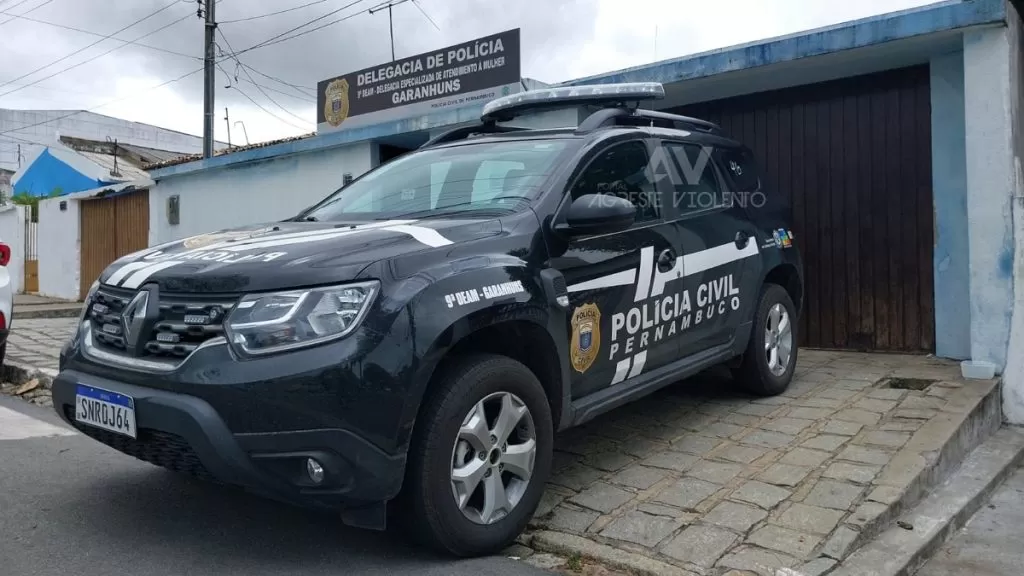O homem foi localizado no município vizinho, São João, onde foi detido por policiais civis/Foto: Reprodução O homem foi localizado no município vizinho, São João, onde foi detido por policiais civis/Foto: Reprodução