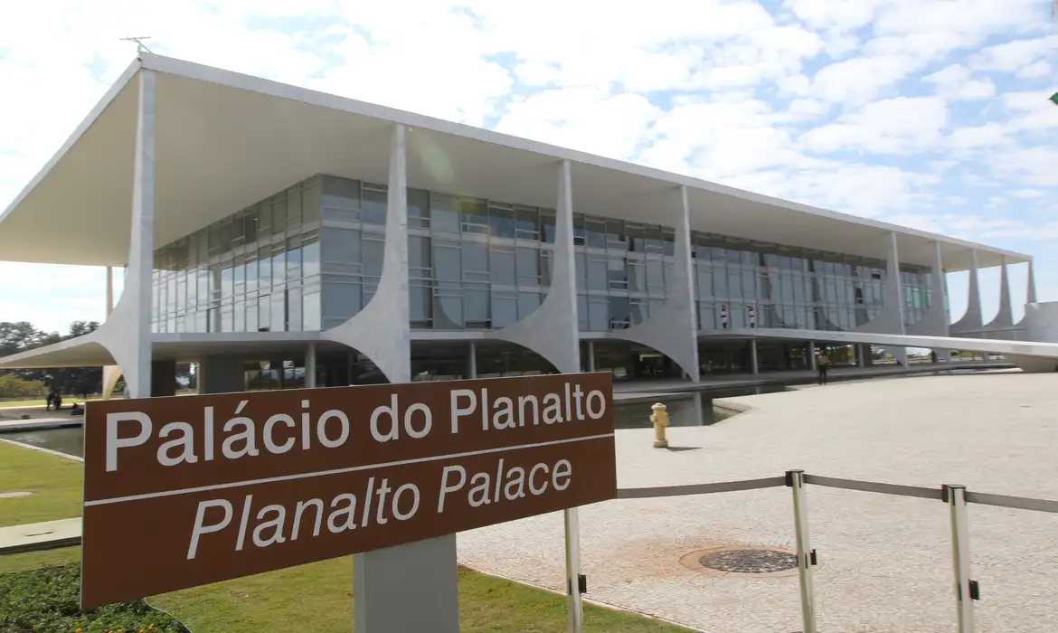 As informações constam no relatório de inteligência da Operação Contragolpe, deflagrada nesta terça-feira (19)/foto: Fabio Rodrigues Pozzebom/Agência Brasil As informações constam no relatório de inteligência da Operação Contragolpe, deflagrada nesta terça-feira (19)/foto: Fabio Rodrigues Pozzebom/Agência Brasil