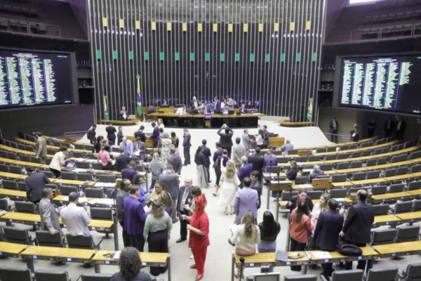 Texto foi votado duas vezes na Câmara dos Deputados e uma no Senado. Projeto aguarda sanção do presidente da República/Crédito: Mario Agra / Câmara dos Deputados Texto foi votado duas vezes na Câmara dos Deputados e uma no Senado. Projeto aguarda sanção do presidente da República/Crédito: Mario Agra / Câmara dos Deputados