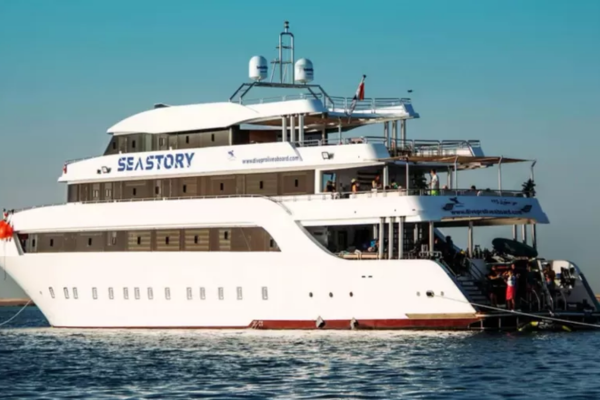 O ''Sea Story'', um barco especializado em atividades de mergulho/Crédito: Reprodução / Divulgação O ''Sea Story'', um barco especializado em atividades de mergulho/Crédito: Reprodução / Divulgação