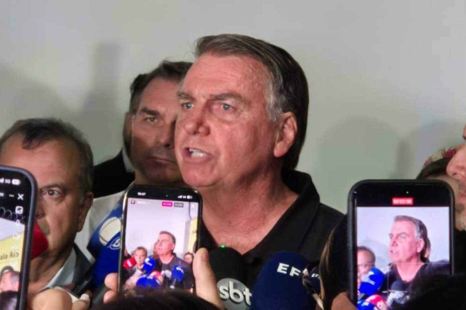 "A palavra golpe nunca esteve em meu dicionário", garantiu Bolsonaro/foto: Minervino Júnior/CB/D.A Press "A palavra golpe nunca esteve em meu dicionário", garantiu Bolsonaro/foto: Minervino Júnior/CB/D.A Press