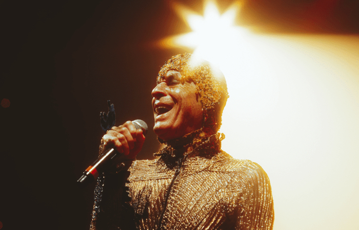 Ney traz músicas que fizeram sucesso em diferentes momentos da sua trajetória