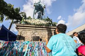 Devotos subiram o Morro para reverenciar a santa/Foto: Arquivo