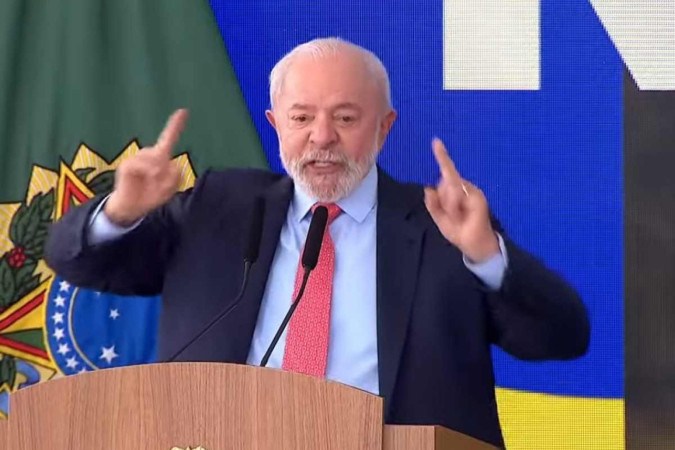 Participam do encontro, que ocorre no Palácio do Planalto, os ministros Rui Costa (Casa Civil), Fernando Haddad (Fazenda) e Alexandre Padilha (Relações Institucionais), além dos senadores Jaques Wagner, Otto Alencar e Randolfe Rodrigues, e do deputado José Guimarães/foto: Reprodução/Youtube Participam do encontro, que ocorre no Palácio do Planalto, os ministros Rui Costa (Casa Civil), Fernando Haddad (Fazenda) e Alexandre Padilha (Relações Institucionais), além dos senadores Jaques Wagner, Otto Alencar e Randolfe Rodrigues, e do deputado José Guimarães/foto: Reprodução/Youtube