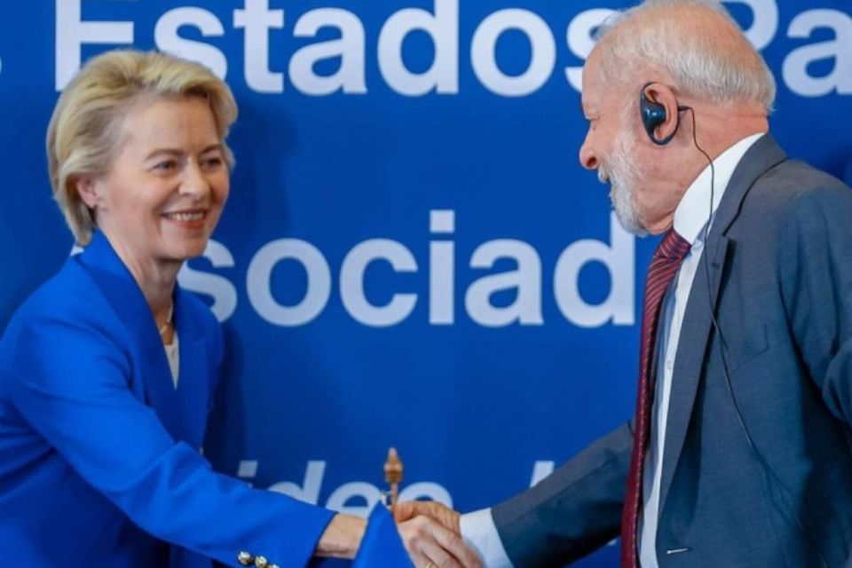Presidente brasileiro diz que Brasil conseguiu ''preservar interesses'' em acordo entre Mercosul e a UE de Ursula von der Leyen/Crédito: Ricardo Stuckert/PR Presidente brasileiro diz que Brasil conseguiu ''preservar interesses'' em acordo entre Mercosul e a UE de Ursula von der Leyen/Crédito: Ricardo Stuckert/PR