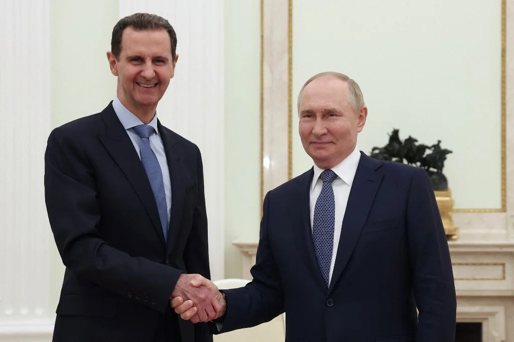 Bashar al-Assad e Vladimir Putin/Foto: Valery SHARIFULIN / POOL / AFP Bashar al-Assad e Vladimir Putin/Foto: Valery SHARIFULIN / POOL / AFP