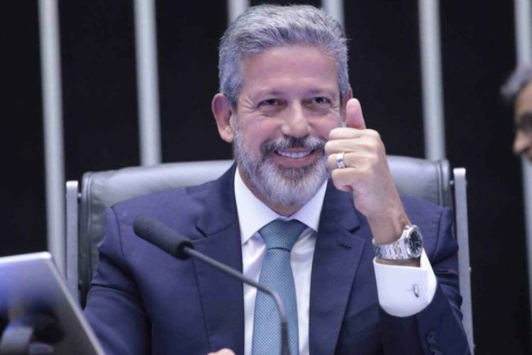 Esta é a última semana de votações antes do recesso parlamentar, e, na prática, a última semana de Arthur Lira na presidência da Casa. Ele deixa o cargo em fevereiro de 2025/Crédito: Correio Braziliense. Esta é a última semana de votações antes do recesso parlamentar, e, na prática, a última semana de Arthur Lira na presidência da Casa. Ele deixa o cargo em fevereiro de 2025/Crédito: Correio Braziliense.