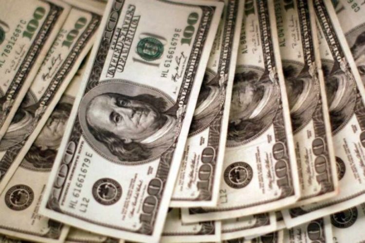 A decisão do Fed nos EUA pode ter impacto direto nos fluxos de capitais globais, influenciando a cotação do dólar e os mercados emergentes, como o Brasil/Crédito: Agência Brasil