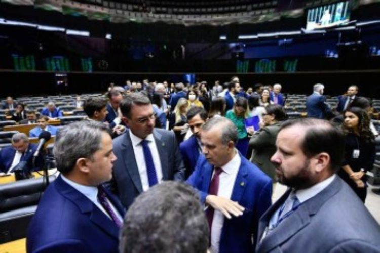 Plenário da Câmara dos Deputados durante sessão conjunta do Congresso Nacional para votar o projeto da Lei de Diretrizes Orçamentárias de 2025 (PLN 3/2024) e uma série de projetos que abrem créditos extraordinários ao Orçamento de 2024/Crédito: Edilson Rodrigues/Agência Senado Plenário da Câmara dos Deputados durante sessão conjunta do Congresso Nacional para votar o projeto da Lei de Diretrizes Orçamentárias de 2025 (PLN 3/2024) e uma série de projetos que abrem créditos extraordinários ao Orçamento de 2024/Crédito: Edilson Rodrigues/Agência Senado