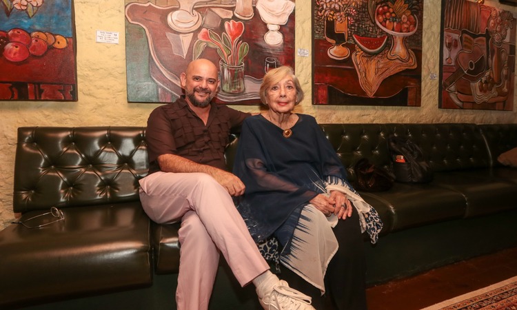 /Aos 88 anos, Tânia Carneiro Leão foi um dos destaques do ano com a exposição 'Jogos Frutais'. Foto: Ruan Pablo (DP) /Aos 88 anos, Tânia Carneiro Leão foi um dos destaques do ano com a exposição 'Jogos Frutais'. Foto: Ruan Pablo (DP)