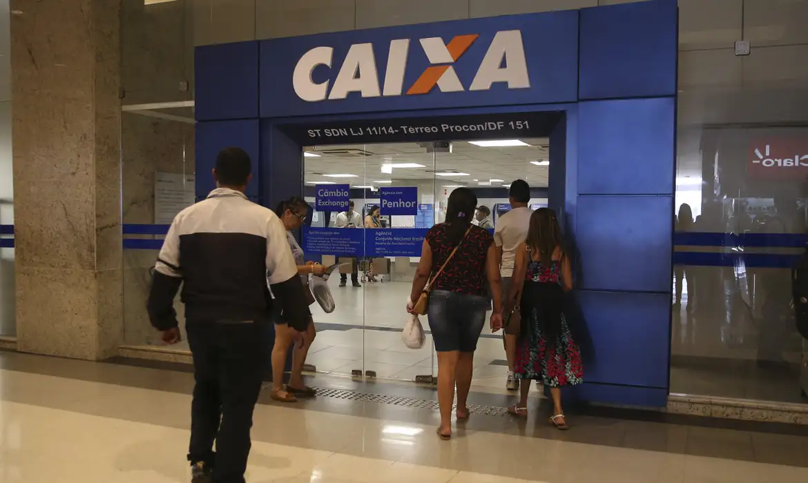 Trabalhadores nascidos em janeiro podem retirar os recursos/foto: José Cruz/Agência Brasil/Arquivo Trabalhadores nascidos em janeiro podem retirar os recursos/foto: José Cruz/Agência Brasil/Arquivo