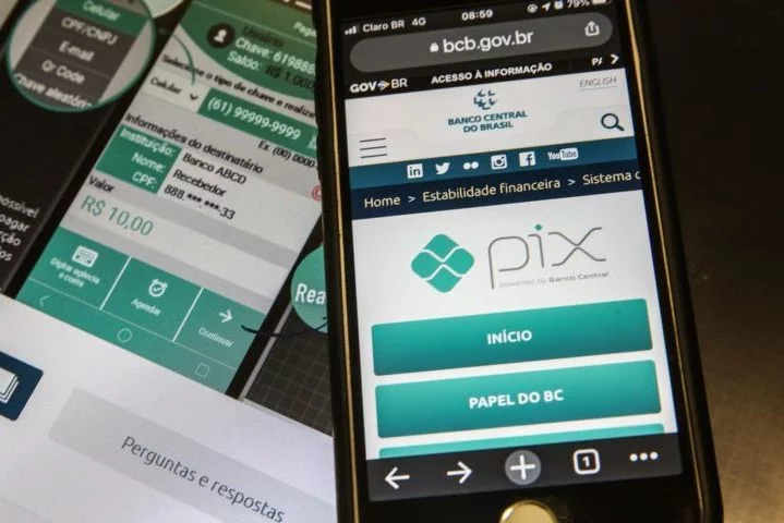 /Dados de pagamentos via Pix e cartões de crédito superiores aos valores citados serão informados à Receita Federal, via e-Financeira, em agosto de 2025 - (crédito: Marcello Casal Jr/Agência Brasil) /Dados de pagamentos via Pix e cartões de crédito superiores aos valores citados serão informados à Receita Federal, via e-Financeira, em agosto de 2025 - (crédito: Marcello Casal Jr/Agência Brasil)