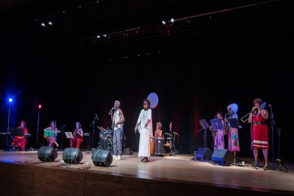 Os irm&atilde;os &Aacute;urea e Elizio v&atilde;o receber Lia de Itamarac&aacute;/Foto: Divulga&ccedil;&atilde;o