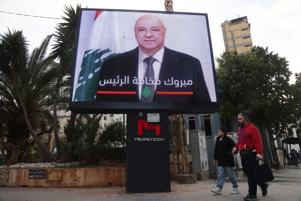 Outdoor comemorando a eleição do chefe do exército Joseph Aoun como presidente do Líbano/Foto: IBRAHIM AMRO/AFP