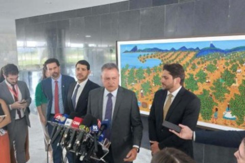 Ministros da Casa Civil, Rui Costa, das Comunicações, Juscelino Filho, e o Advogado-Geral da União (AGU), Jorge Messias, em coletiva de imprensa após reunião com o presidente Lula para discutir regulamentação das redes/Foto: Victor Correia/CB/D.A. Press Ministros da Casa Civil, Rui Costa, das Comunicações, Juscelino Filho, e o Advogado-Geral da União (AGU), Jorge Messias, em coletiva de imprensa após reunião com o presidente Lula para discutir regulamentação das redes/Foto: Victor Correia/CB/D.A. Press