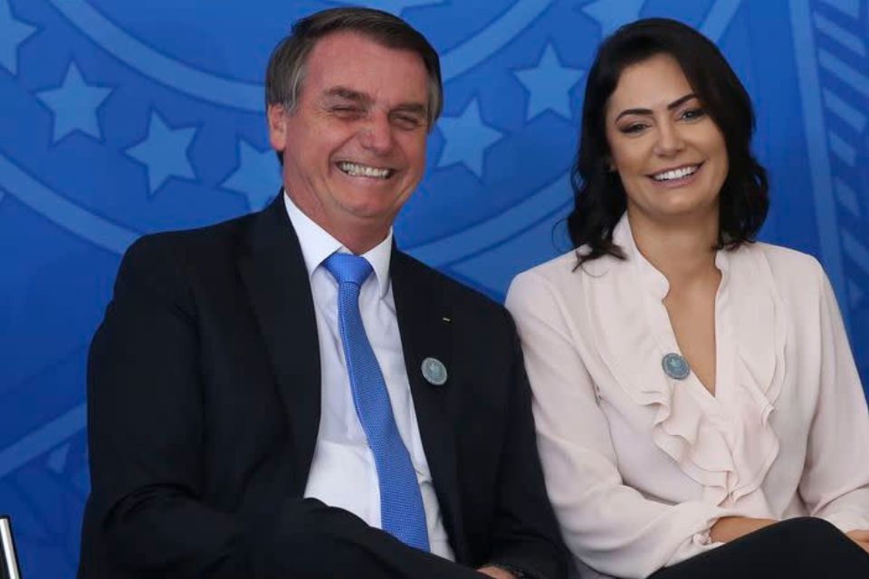 A ex-primeira-dama aparece associada a uma caixa que teria "sumido"/foto: Marcelo Casall Jr/Agência Brasil A ex-primeira-dama aparece associada a uma caixa que teria "sumido"/foto: Marcelo Casall Jr/Agência Brasil