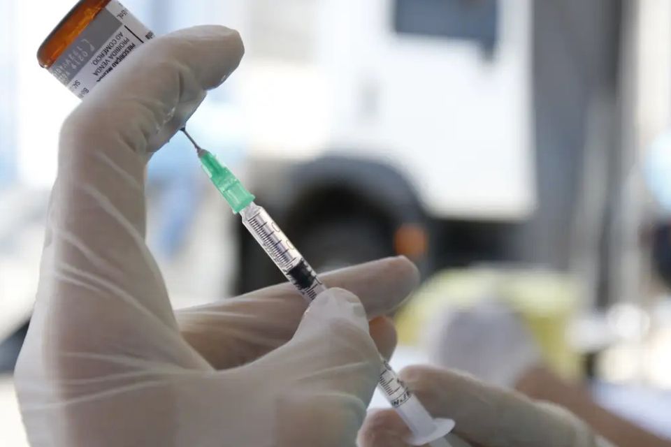 Entrega de 100 milhões de doses deve ocorrerem 2027/foto: Tânia Rêgo/Agência Brasil/Arquivo Entrega de 100 milhões de doses deve ocorrerem 2027/foto: Tânia Rêgo/Agência Brasil/Arquivo