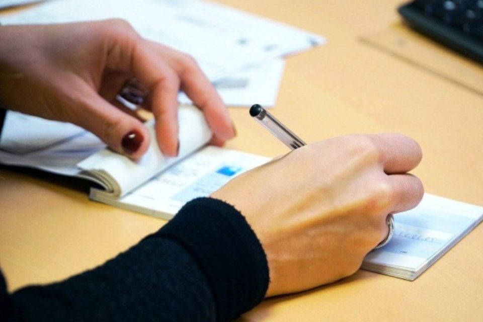 Segundo a Federação Brasileira de Bancos, o cheque foi caindo em desuso principalmente por causa do avanço dos meios de pagamento digitais/foto: Pixabay Segundo a Federação Brasileira de Bancos, o cheque foi caindo em desuso principalmente por causa do avanço dos meios de pagamento digitais/foto: Pixabay