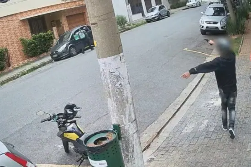 No dia 14 de janeiro, às 11h20, minutos antes do crime que vitimou o delegado Belarmino/Crédito: Divulgação / Gabriel No dia 14 de janeiro, às 11h20, minutos antes do crime que vitimou o delegado Belarmino/Crédito: Divulgação / Gabriel