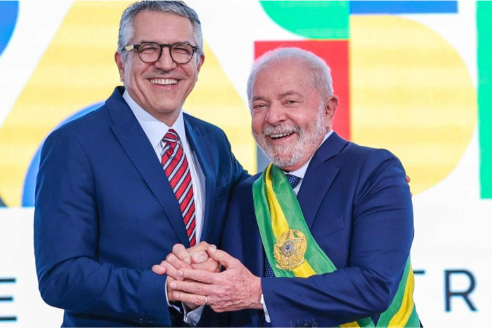 Com a ausência de figuras de peso no governo para combater a direita, o governo já começa a organizar sua comunicação em torno do presidente/Crédito: Ricardo Stuckert/PR Com a ausência de figuras de peso no governo para combater a direita, o governo já começa a organizar sua comunicação em torno do presidente/Crédito: Ricardo Stuckert/PR