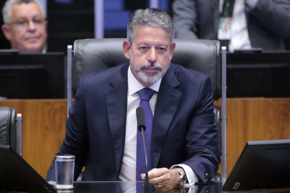 Arthur Lira presidiu a última sessão como presidente da Câmara neste sábado (1º/2) na reunião preparatória para votação do novo presidente da Casa/Crédito: Bruno Spada/Câmara dos Deputados Arthur Lira presidiu a última sessão como presidente da Câmara neste sábado (1º/2) na reunião preparatória para votação do novo presidente da Casa/Crédito: Bruno Spada/Câmara dos Deputados