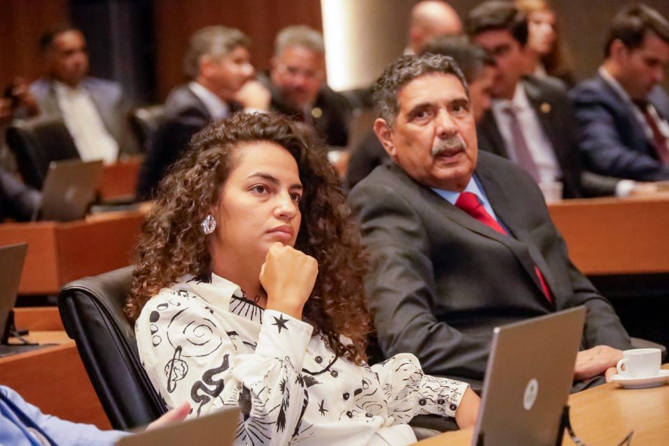 /Amaro Lima/Alepe /Amaro Lima/Alepe
