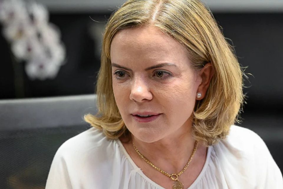 Presidente nacional do PT, deputada federal Gleisi Hoffmann (PT-PR)/foto: Divulgação/PT Presidente nacional do PT, deputada federal Gleisi Hoffmann (PT-PR)/foto: Divulgação/PT