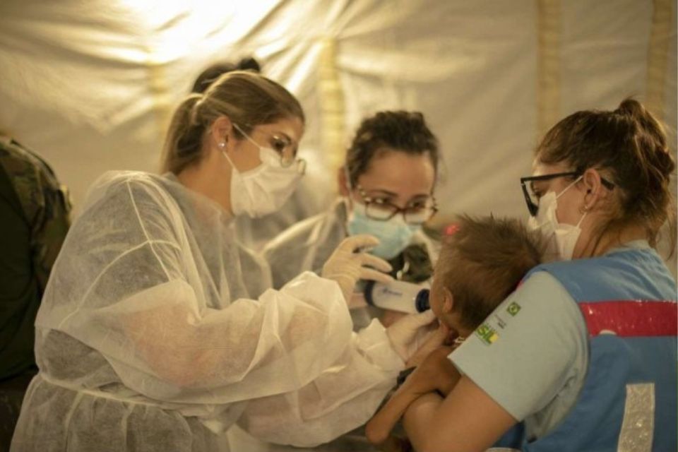 Os dados mostram que, em um período de seis meses, cerca de 18,3 mil casos foram registrados em um conjunto populacional de 32 mil indígenas/Foto: Sargento Lucas Nunes/Força Aérea Brasileira Os dados mostram que, em um período de seis meses, cerca de 18,3 mil casos foram registrados em um conjunto populacional de 32 mil indígenas/Foto: Sargento Lucas Nunes/Força Aérea Brasileira