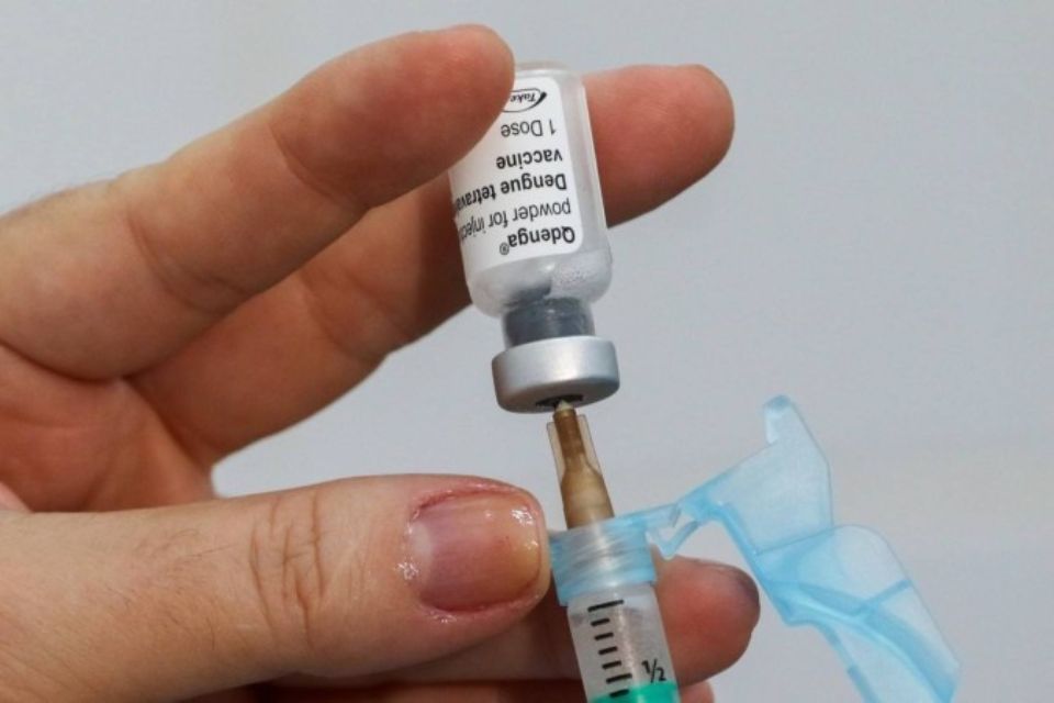 Em um ano, 6.370.966 doses foram distribuídas no país, mas apenas 3.205.625 foram aplicadas
