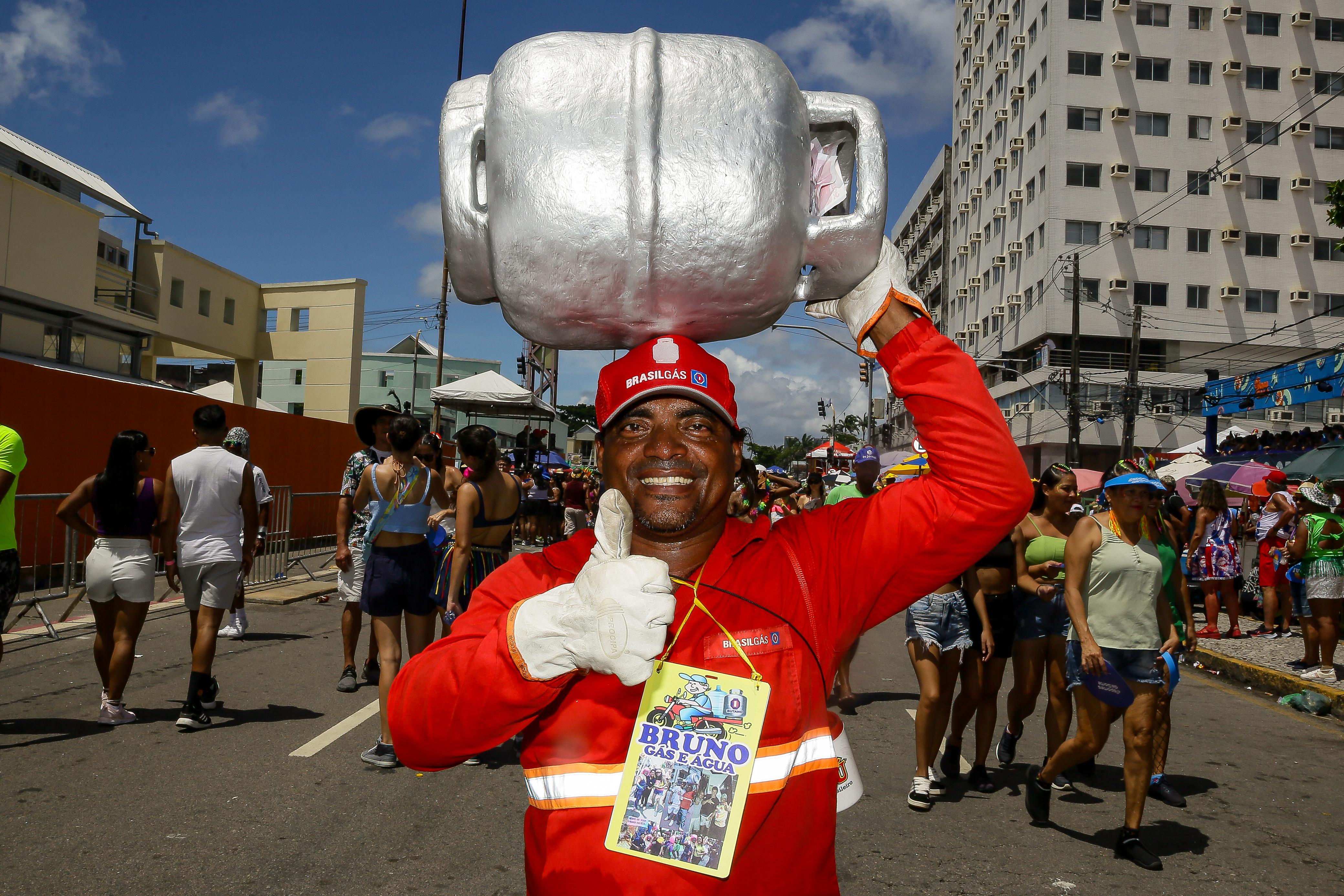 Homem do gás brincou no Galo