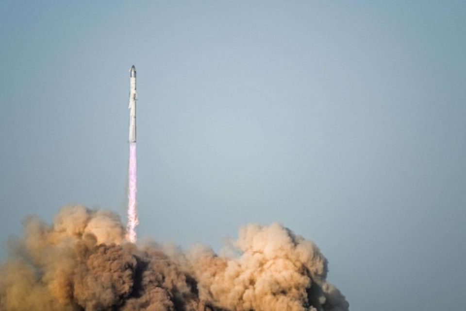 O oitavo voo da SpaceX Starship foi lançado na quinta-feira (6/3)/Crédito: Brandon Bell / GETTY IMAGES NORTH AMERICA / Getty Images via AFP O oitavo voo da SpaceX Starship foi lançado na quinta-feira (6/3)/Crédito: Brandon Bell / GETTY IMAGES NORTH AMERICA / Getty Images via AFP