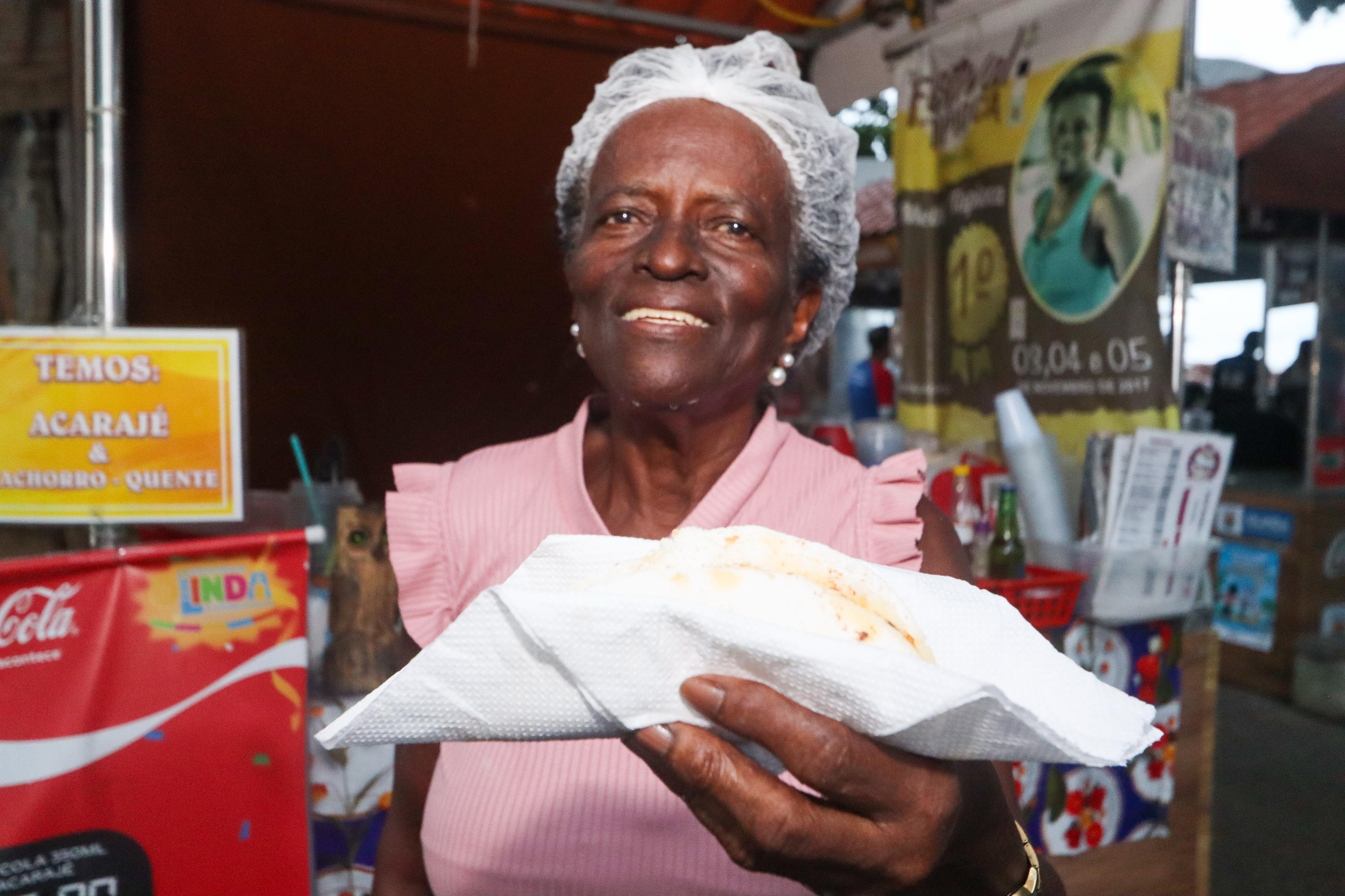 Dona Zeinha é a tapioqueira mais antiga do Alto da Sé, em Olinda/Foto: Priscilla Melo/DP Foto