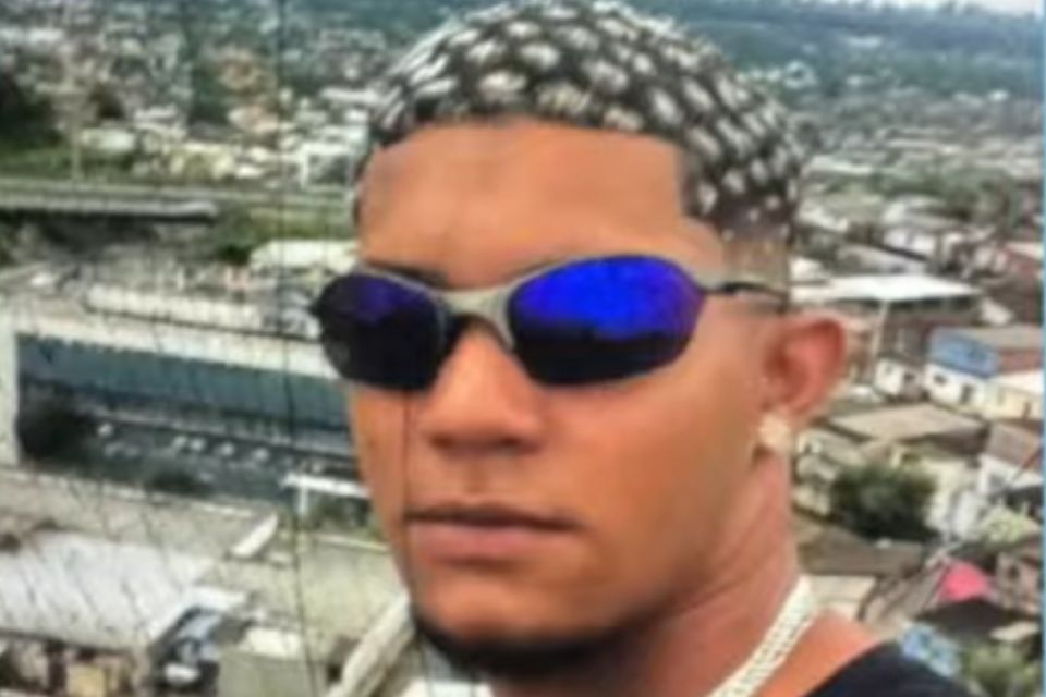 Vítima identificada como Adrian Albuquerque de França/Foto: Reprodução das redes sociais Vítima identificada como Adrian Albuquerque de França/Foto: Reprodução das redes sociais