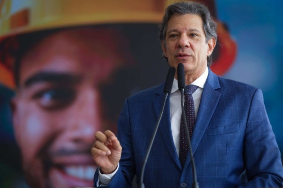 Haddad: "Não é uma situação equivalente a do servidor público ou a do aposentado no INSS, em que se tem a garantia do pagamento. Aqui, não. A garantia é um pouco menor"/foto: Diogo Zacarias/MF Haddad: "Não é uma situação equivalente a do servidor público ou a do aposentado no INSS, em que se tem a garantia do pagamento. Aqui, não. A garantia é um pouco menor"/foto: Diogo Zacarias/MF