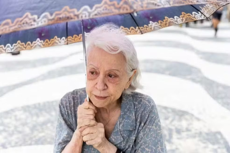 /Fernanda Montenegro interpreta personagem verídica célebre por ter desmascarado esquema de tráfico no Rio de Janeiro (Sony/Divulgação) /Fernanda Montenegro interpreta personagem verídica célebre por ter desmascarado esquema de tráfico no Rio de Janeiro (Sony/Divulgação)