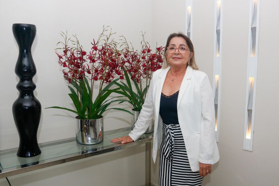Tânia Filgueira, médica ginecologista do Hospital Jayme da Fonte, comenta como viver bem durante essa fase crucial/Marina Torres/DP