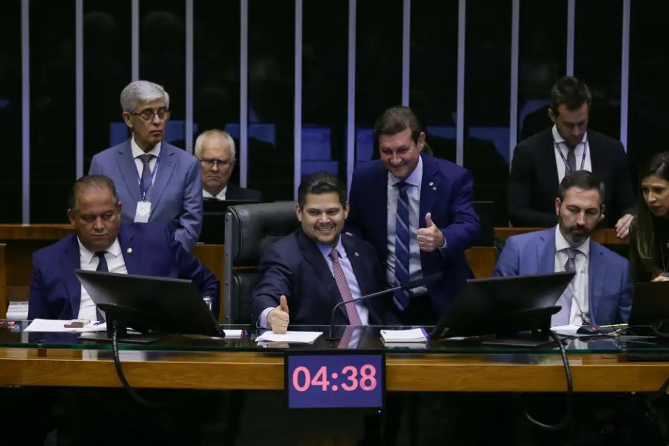 Projeto foi aprovado nesta quinta-feira (13)/foto: Lula Marques/Ag&ecirc;ncia Brasil