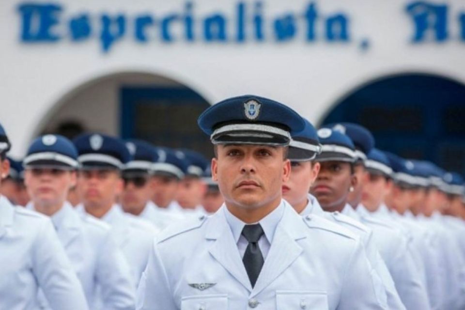 O processo seletivo é composto por várias fases eliminatórias e classificatórias/foto: FAB/Divulgação O processo seletivo é composto por várias fases eliminatórias e classificatórias/foto: FAB/Divulgação