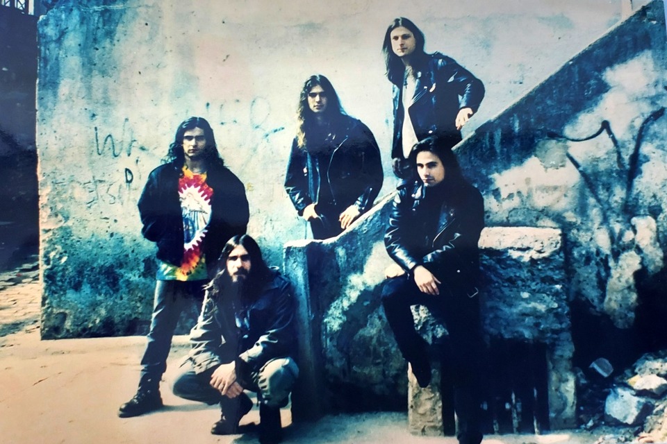 Angra, em 1998