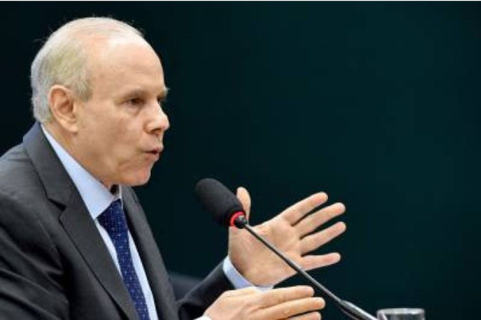 Antes, Lula cogitou indicar Mantega à presidência da Vale, mas voltou atrás após o nome do ex-ministro sofrer resistência na companhia/Crédito: EVARISTO SA Antes, Lula cogitou indicar Mantega à presidência da Vale, mas voltou atrás após o nome do ex-ministro sofrer resistência na companhia/Crédito: EVARISTO SA