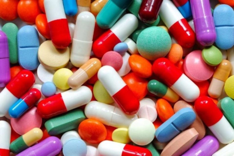 Por ser seguro, o acetaminofeno tem sido recomendado há muito tempo como tratamento de primeira linha para osteoartrite/Crédito: Imagem retirada da internet Por ser seguro, o acetaminofeno tem sido recomendado há muito tempo como tratamento de primeira linha para osteoartrite/Crédito: Imagem retirada da internet