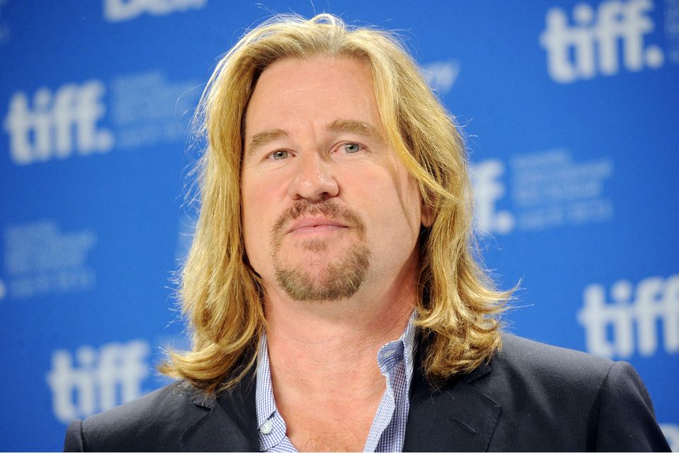 Kilmer iniciou a carreira no teatro e foi a pessoa mais jovem a ser aceita na renomada Juilliard School de Nova York/Crédito: AFP Kilmer iniciou a carreira no teatro e foi a pessoa mais jovem a ser aceita na renomada Juilliard School de Nova York/Crédito: AFP
