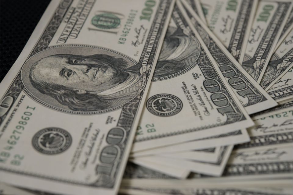 Nos EUA, o setor privado criou 155 mil empregos em março/Crédito: Freepik Nos EUA, o setor privado criou 155 mil empregos em março/Crédito: Freepik