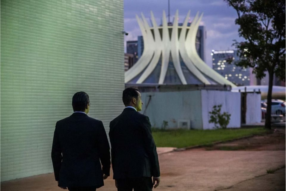 A efetivação do aumento salarial ficou paralisada devido à demora na aprovação do Orçamento de 2025/Crédito: Metrópoles A efetivação do aumento salarial ficou paralisada devido à demora na aprovação do Orçamento de 2025/Crédito: Metrópoles