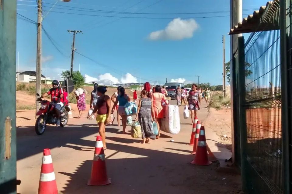 A medida é usada pela administração penitenciária para evitar a entrada de drogas, armas e celulares/foto: Edwirges Nogueira/Agência Brasil A medida é usada pela administração penitenciária para evitar a entrada de drogas, armas e celulares/foto: Edwirges Nogueira/Agência Brasil